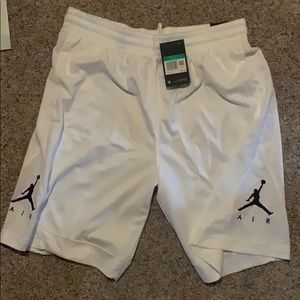 NWT MENS NIKE SHORTS
